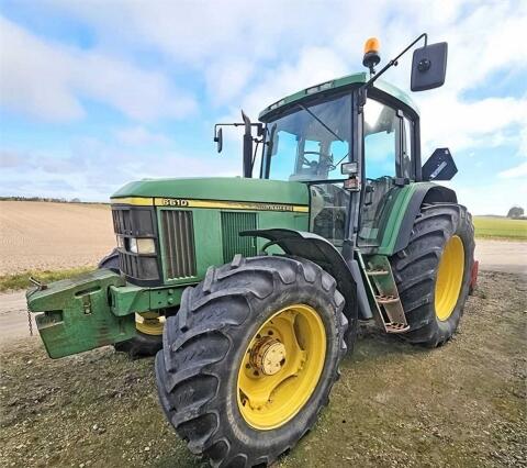 John Deere 6610