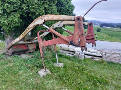 Frontlader zu Steyr Plus