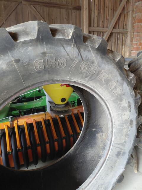 Verkaufe Reifen Michelin 650/65 R 42