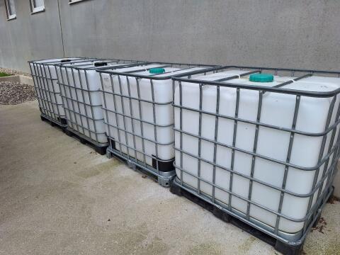 IPC Container