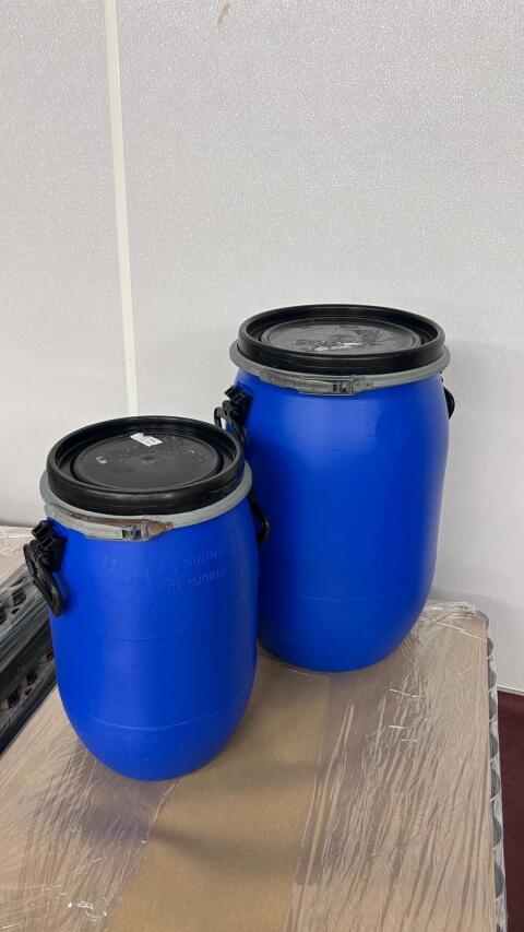 Kunststofffässer 30 l & 60 l – mit Deckel und Spannring