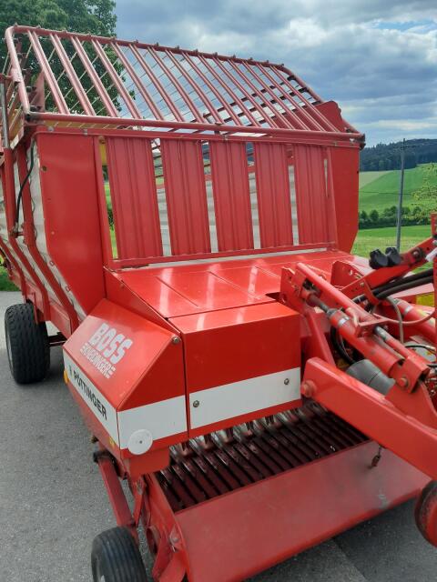 Pöttinger Boss 2 Ladewagen