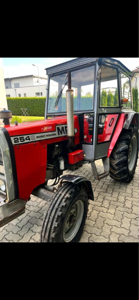 Massey Ferguson 254S