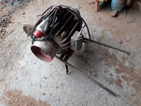 Verkaufe Elektromotor AEG-Union
