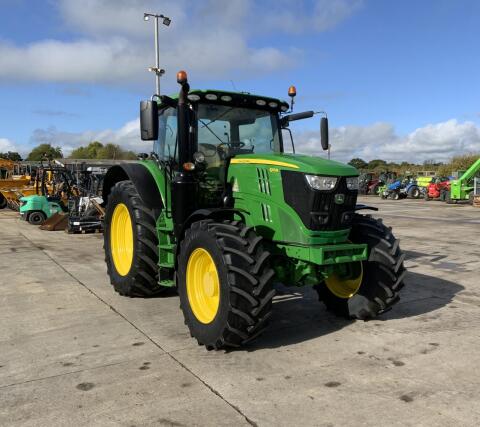 2019 John Deere 6215R Premium Edition
