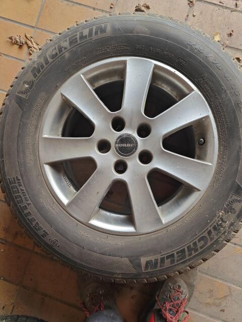 Reifen mit Alufelgen Toyota RAV