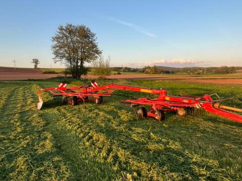 Kuhn GA 79332 Schwader GA 932 Masterdrive