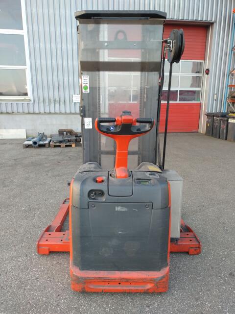 Deichselgeführter Hubmaster Linde L16AS