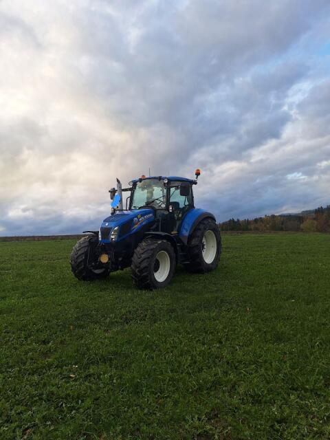 New Holland T5 115