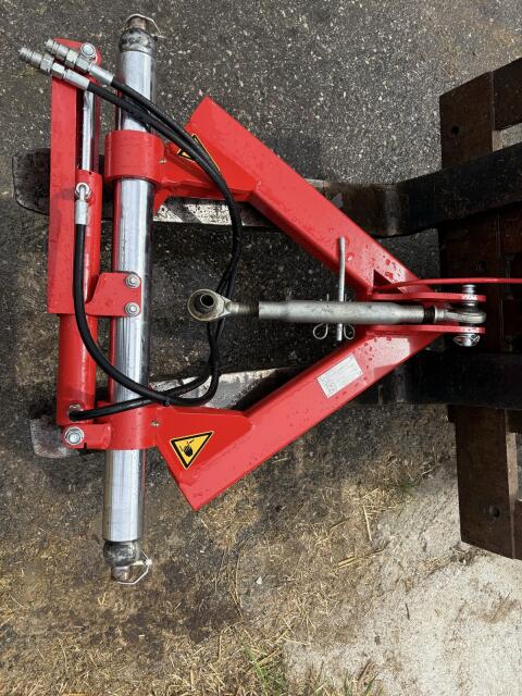 Hydraulischer Seitenverschub Mähwerk
