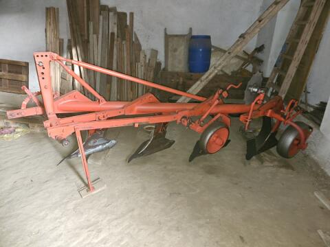 Kverneland 35 cm 4 Schar (4x35) Pflug
