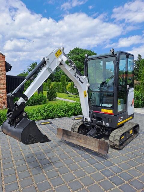 Bobcat E17