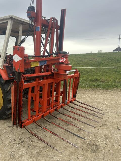 Kuhn Siloblockschneider/Blockschneider/Hubmast