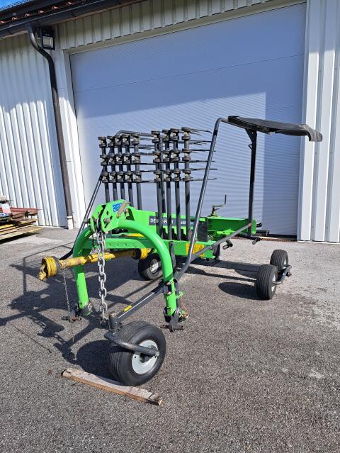 Deutz Fahr Schwader SwatMaster 3721