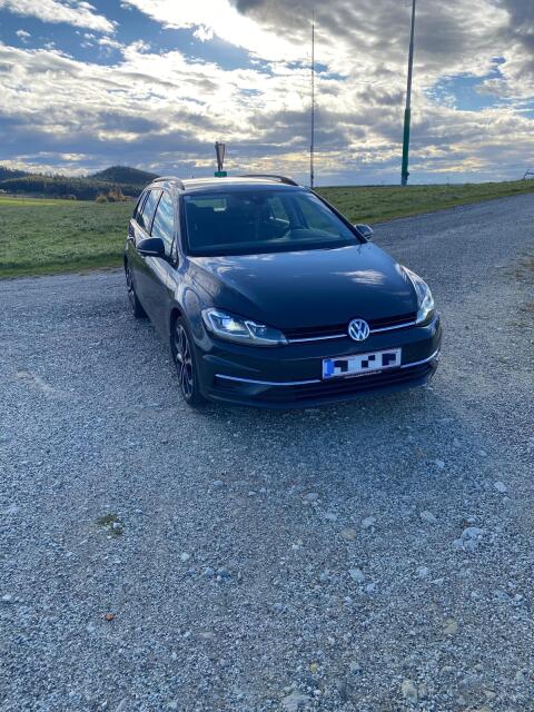 VW Golf Variant Comfortline 1,6 TDI SCR DSG Kombi
