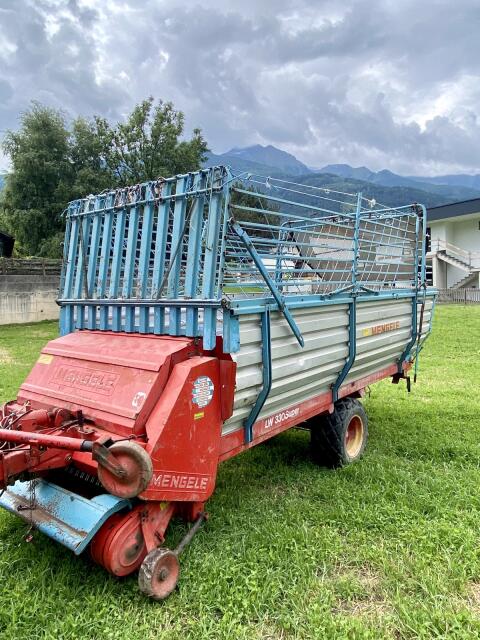 Mengele LW 330 Ladewagen