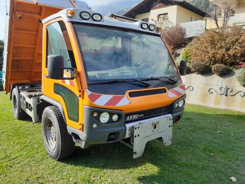 AEBI TP 460 mit Dreiseitenkipper