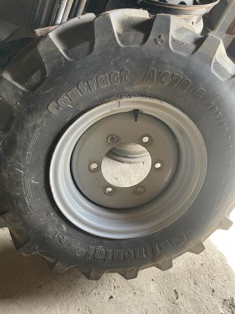 Komplettrad 285/80R16