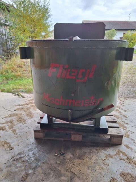 Fliegl Mischmeister Zwangsmischer Betonmischer