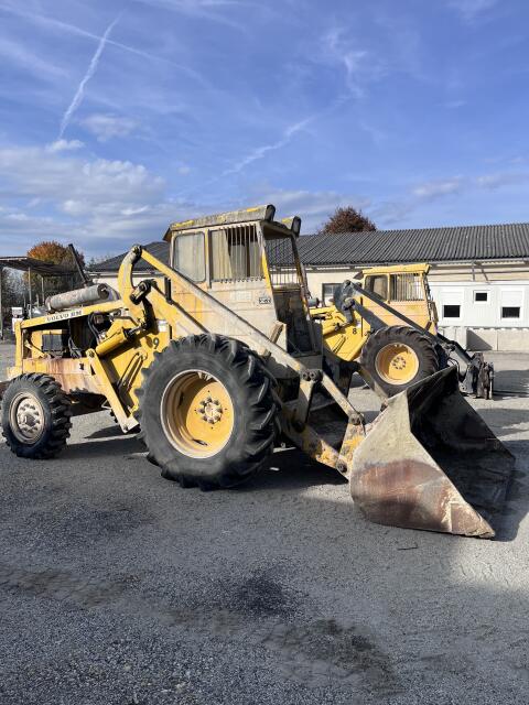 VOLVO LM 622 Radlader mit Schaufel
