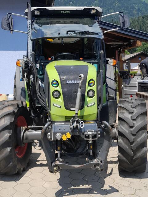 Claas Elios 220