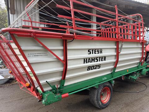 Verkaufe Steyr Hamster 8025