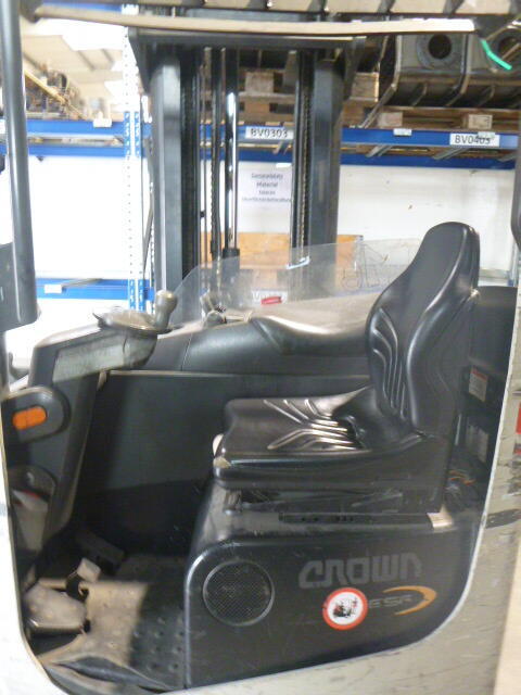 Schubmaststapler Crown ESR 4500