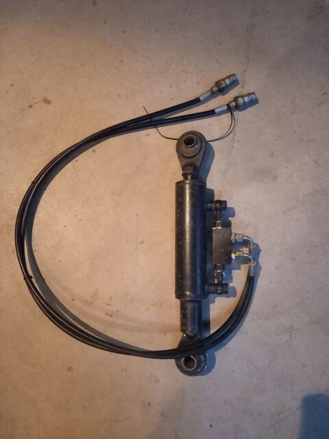 Hydraulischer Oberlenker Pöttinger Lion 301 / Vitasem 301A
