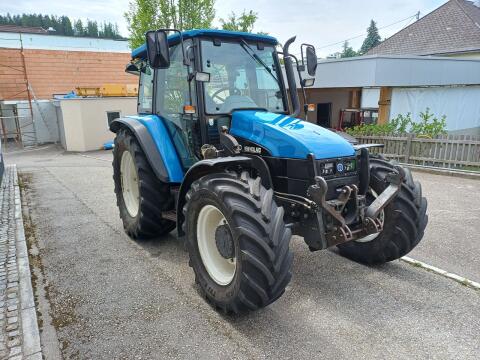New Holland TL80