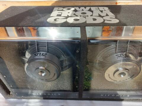 Hifonics Zeus - ZX 1214 Doppel-Subwoofer inkl. Zubehör