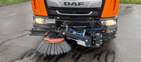 DAF LF 210 FA Kehrmaschine