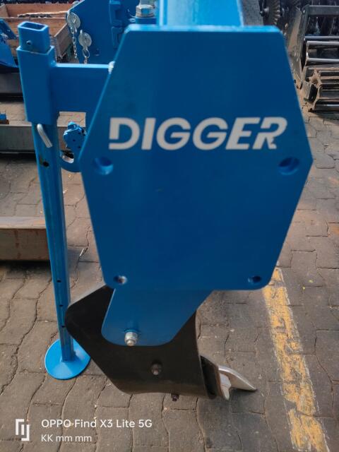 RABE Digger Tiefenlockerer einbalkig mit gebogenen Zinken