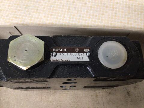 Hydrauliksteuergerät Bosch einfachwirkend