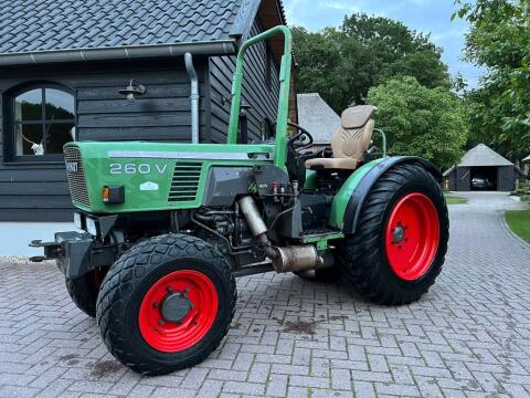 FENDT 260 V
