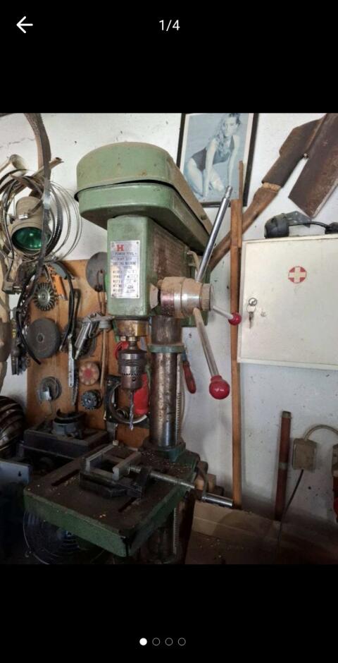 Standbohrmaschine HM