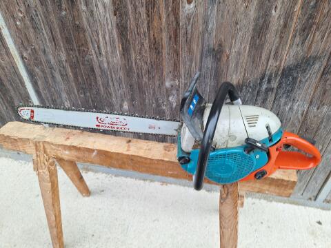 Motorsäge Makita DCS 7900