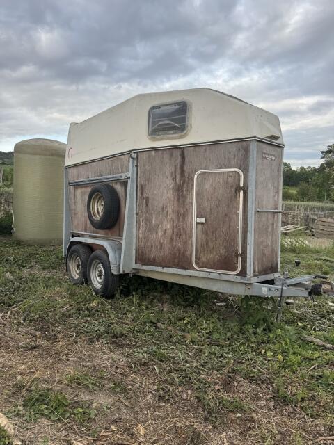 Tiertransportanhänger