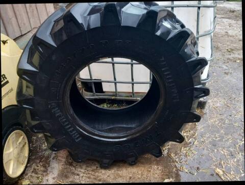 Trelleborg TM700 Reifen 380/70R20