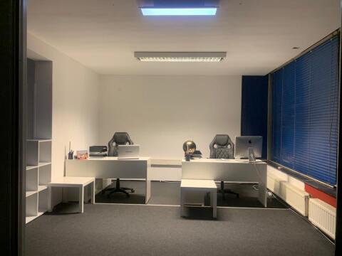 Vermiete Büro, Shop, Verkaufsraum, Lager