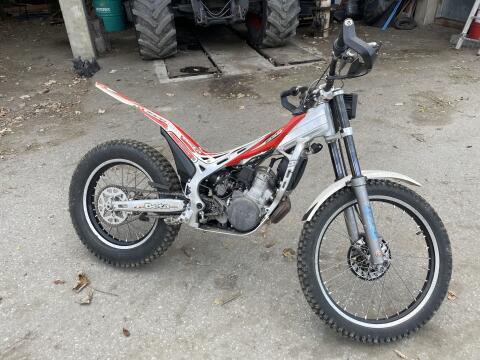 Verkaufe Beta Trial 250