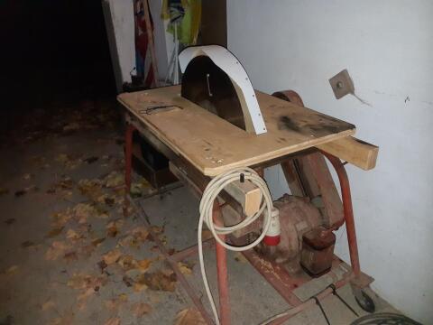 Spitzmaschine