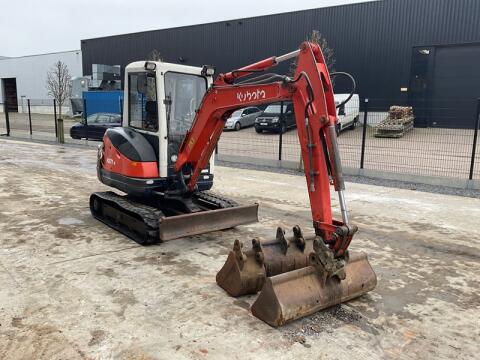 Kubota KX71-3