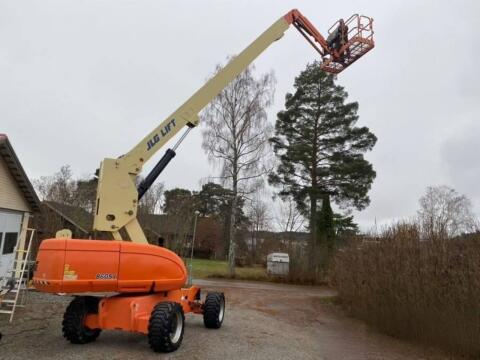 2011 Bomlift JLG 860SJ