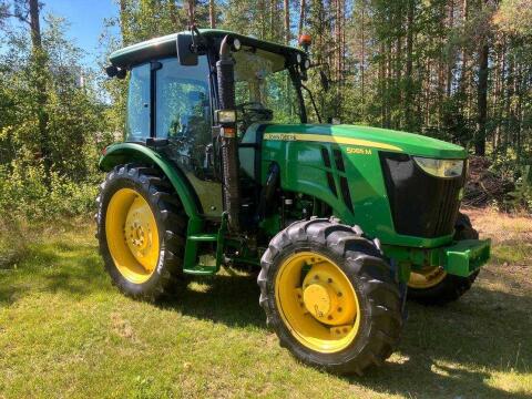 John Deere 5085M