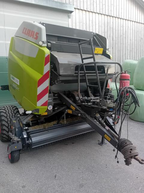 Rundballenpresse Claas Variant 465RC
