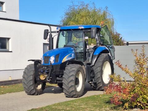 New Holland TSA 135