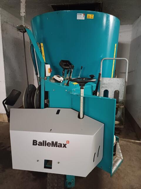Futtermischer el. Futtermischwagen Ballemax