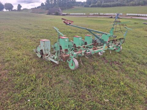 Einzelkornsämaschine Feldherr