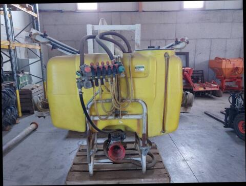 Jessernig Feldspritze 700 l 12 m