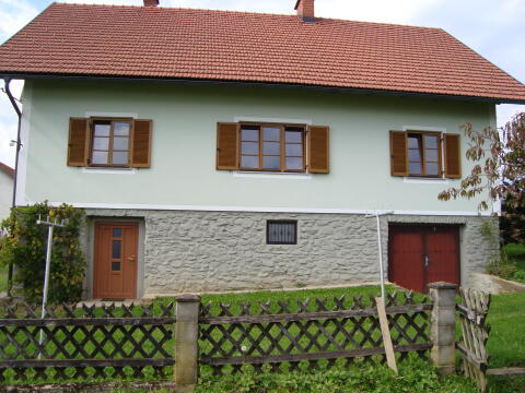 Wohnhaus zu vermieten